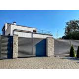 portão basculante de alumínio para garagem Itapoá